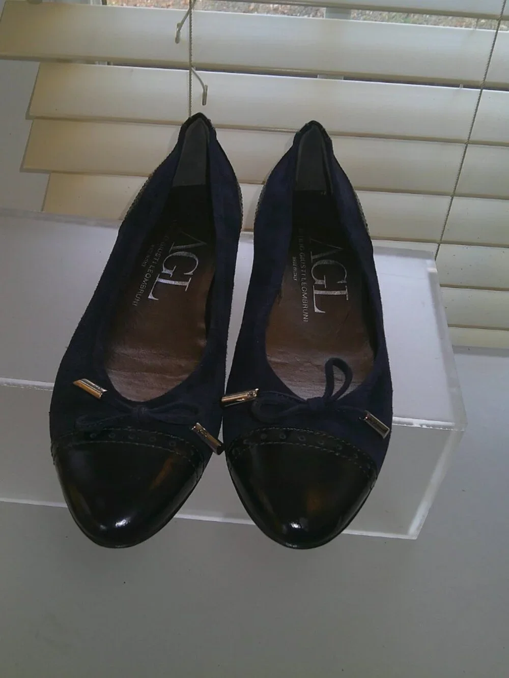 AGL Cap Toe Ballet Flats 39.5 (US 9.5) Navy Suede Leather Bow Italy Minimalist